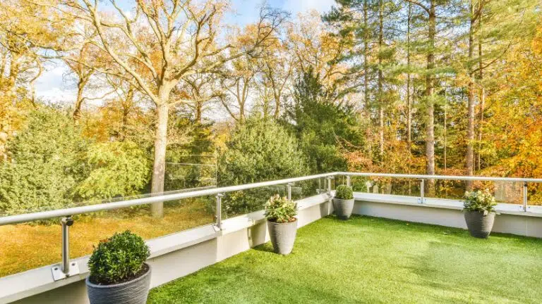 Artificial Grass on a balcony